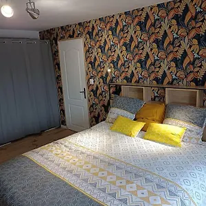 T2 Entre Quimper Et Concarneau, Proche Gare. Appartement